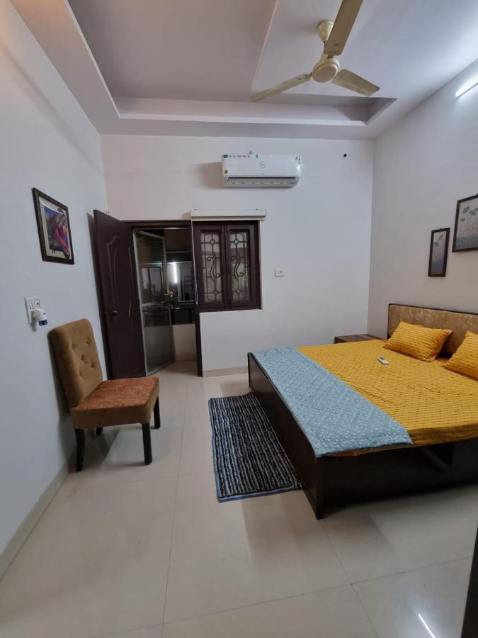 Leela Homestay Jabalpur - Lily - 2 Bhk Luxury Appartment Zewnętrze zdjęcie