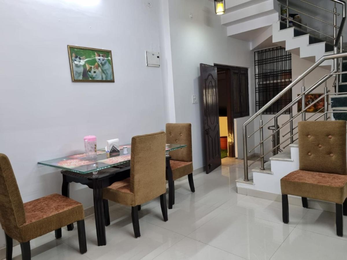 Leela Homestay Jabalpur - Lily - 2 Bhk Luxury Appartment Zewnętrze zdjęcie