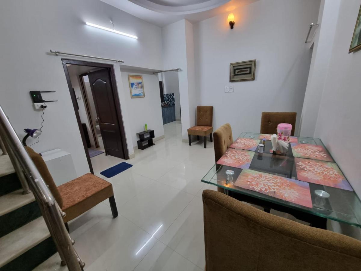 Leela Homestay Jabalpur - Lily - 2 Bhk Luxury Appartment Zewnętrze zdjęcie