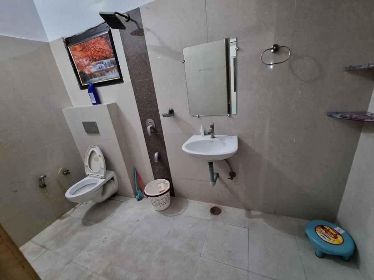 Leela Homestay Jabalpur - Lily - 2 Bhk Luxury Appartment Zewnętrze zdjęcie