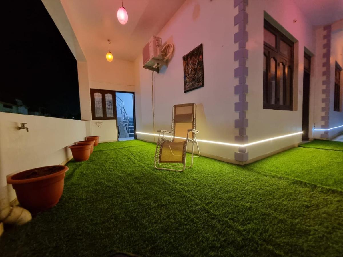 Leela Homestay Jabalpur - Lily - 2 Bhk Luxury Appartment Zewnętrze zdjęcie